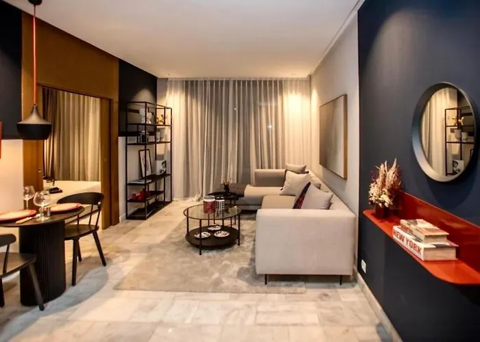 Upscale Flat With Gym