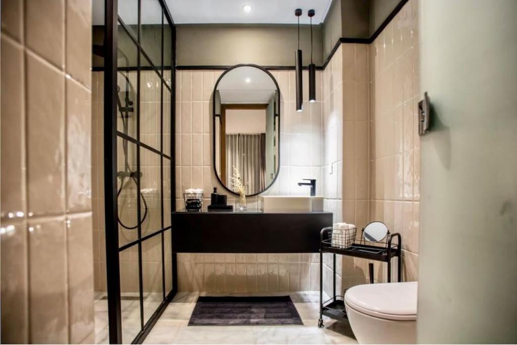 Appartamento Upscale Flat With Gym